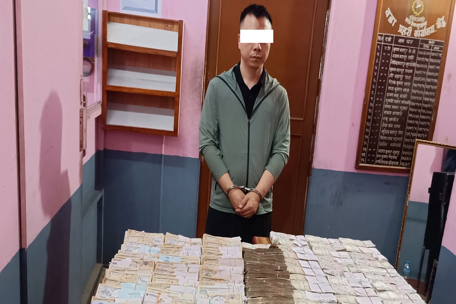 १ करोड ४४ लाखसहित चिनियाँ नागरिक पक्राउ