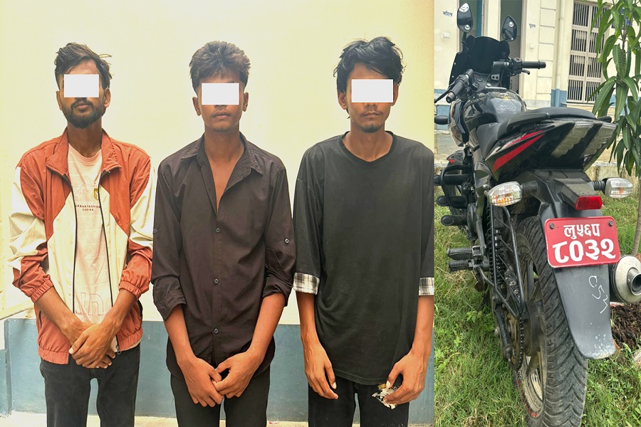 चोरिएकै मोटरसाइकलसहित समातिए यी तीन जना