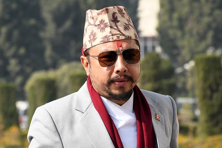 लाइसेन्स दिन नसक्ने सरकारले इम्बोस्ड नम्बर अनिवार्य गर्नु जनभावना विपरीत : सांसद श्रेष्ठ